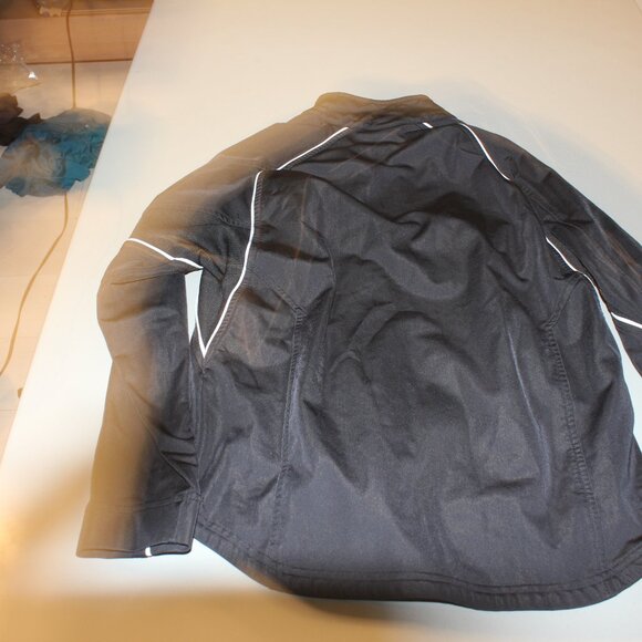 Black Under Armour Athletic Jacket Size Medium - Picture 3 of 3